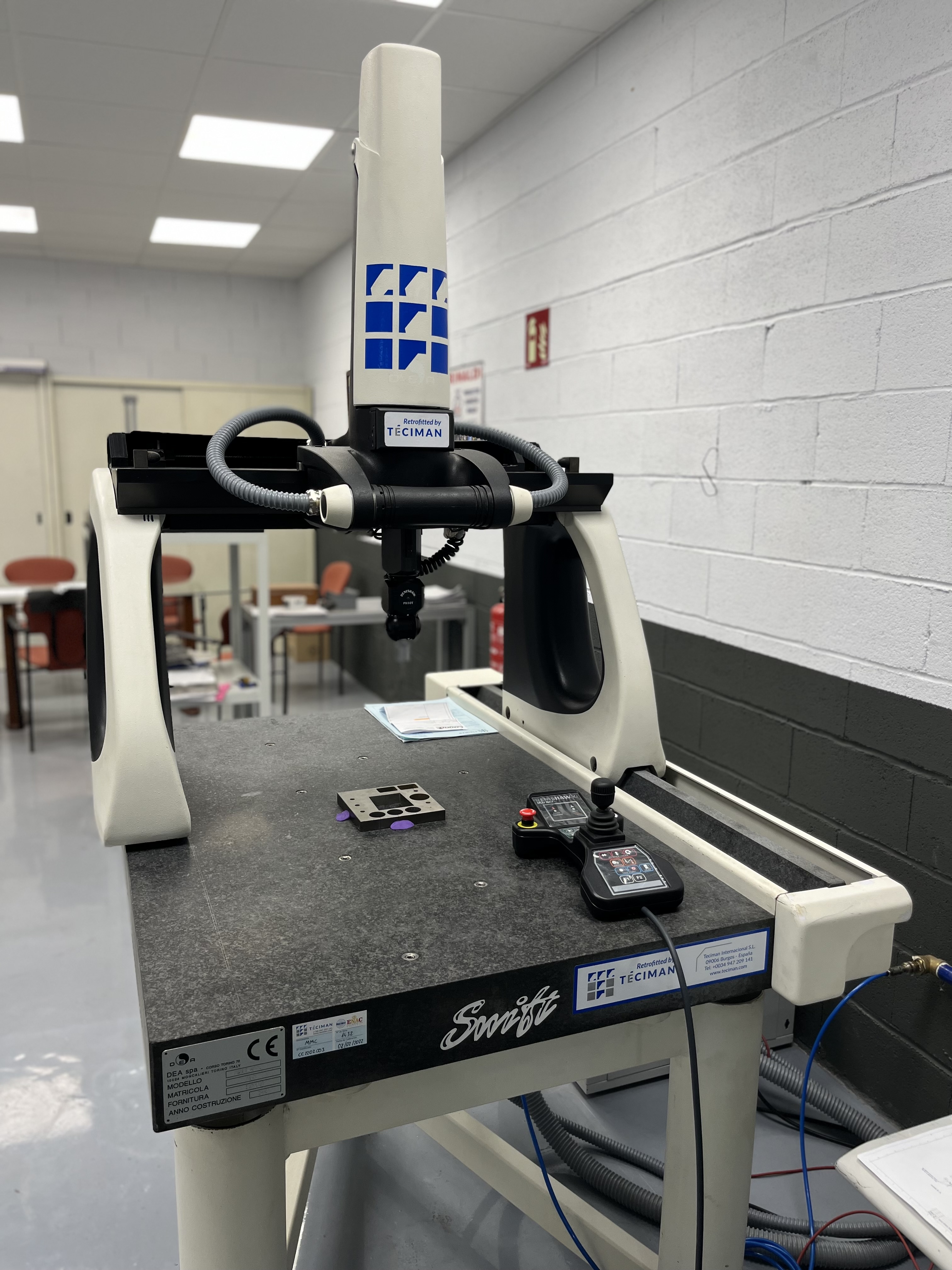 Máquina tridimensional DEA Swift 574 CNC